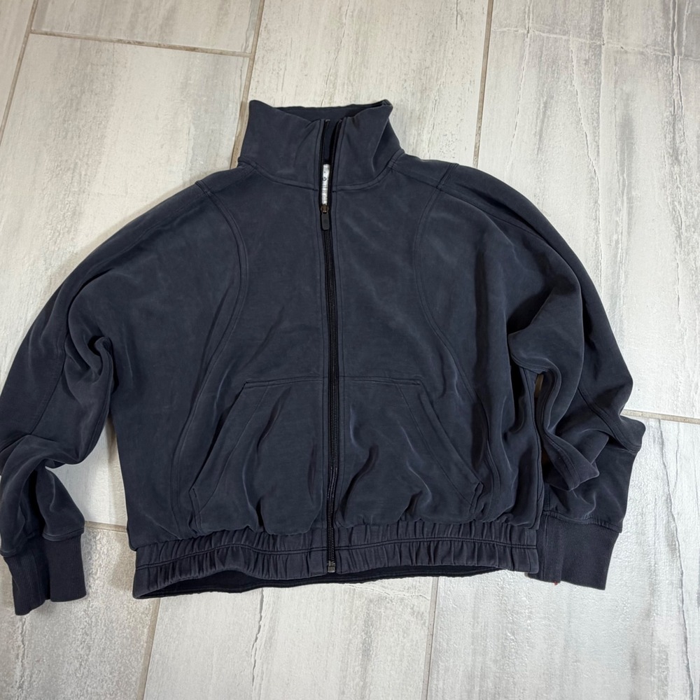 Lululemon Softstreme Full Zip Jacket Black Size 6 LW3FXYS Relaxed Fit Crop‎